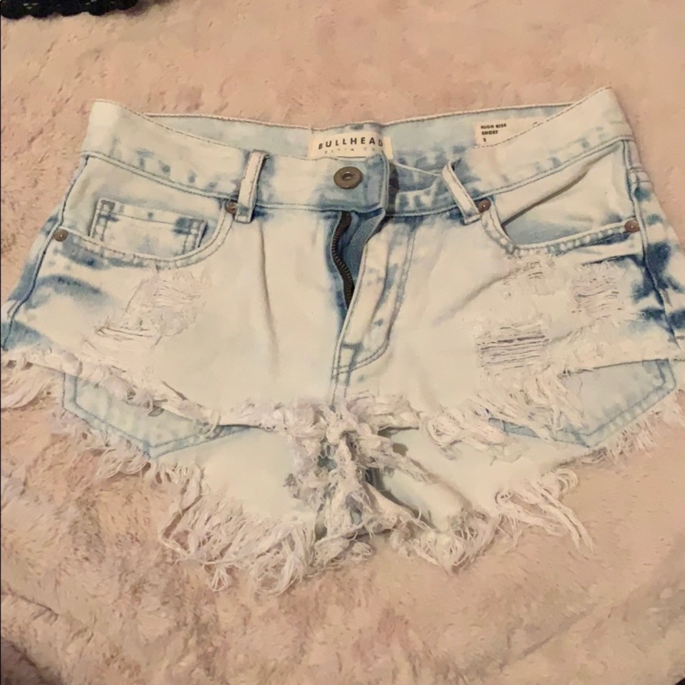 Bullhead High rise Shorts